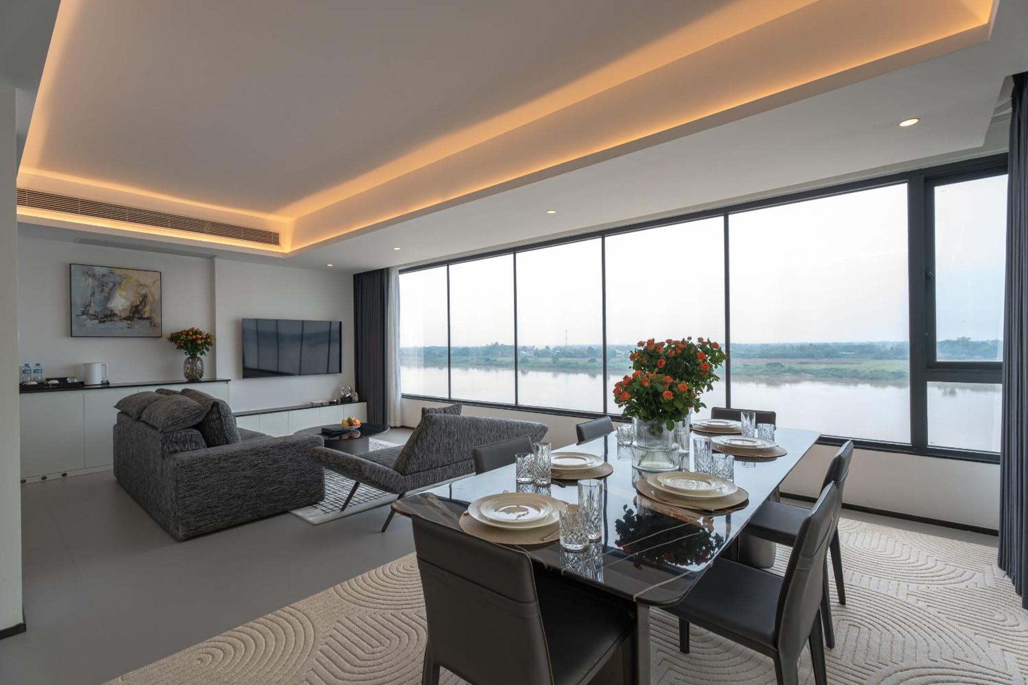 One Riviera Hotel And Residences Ban Souanmone Экстерьер фото